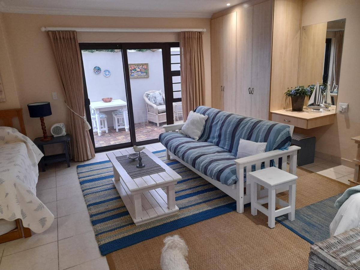 Barnard Self Catering Apartments St Francis Bay Exteriör bild