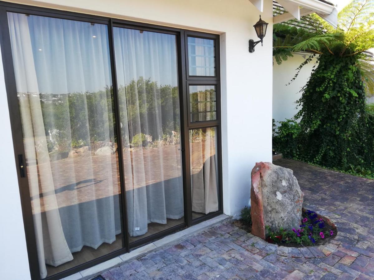 Barnard Self Catering Apartments St Francis Bay Exteriör bild