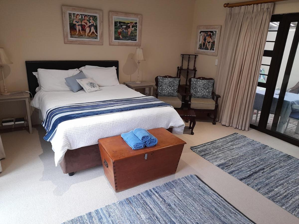 Barnard Self Catering Apartments St Francis Bay Exteriör bild