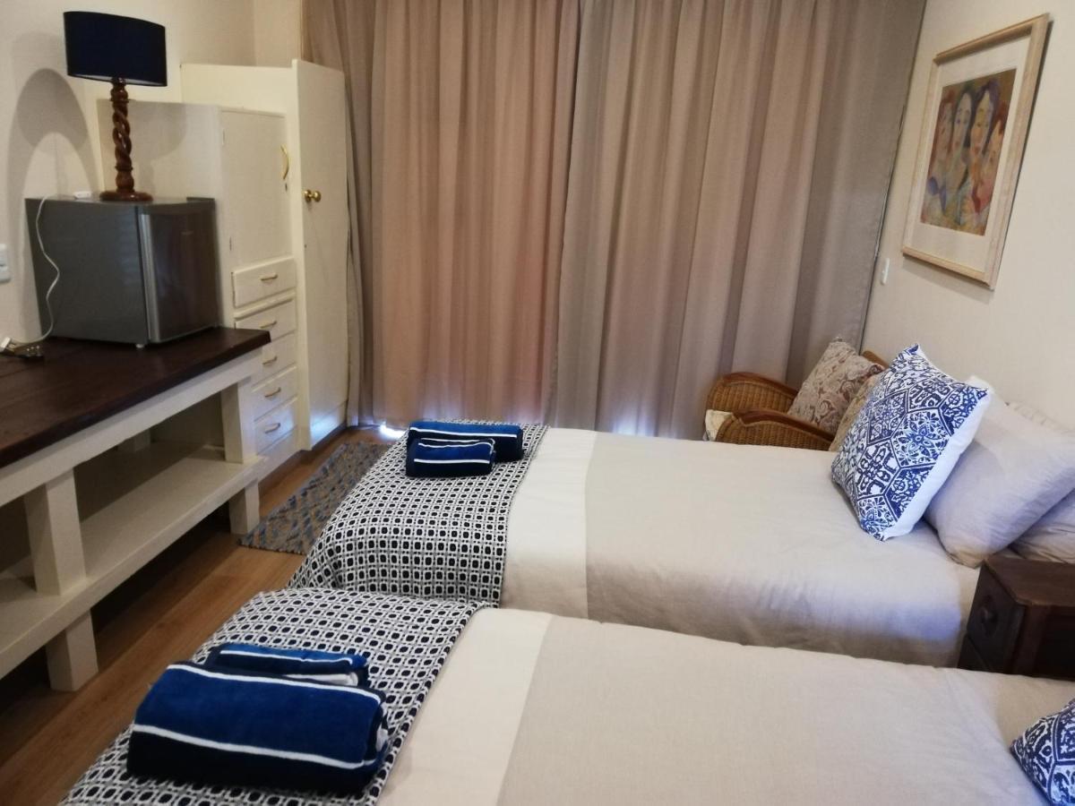 Barnard Self Catering Apartments St Francis Bay Exteriör bild