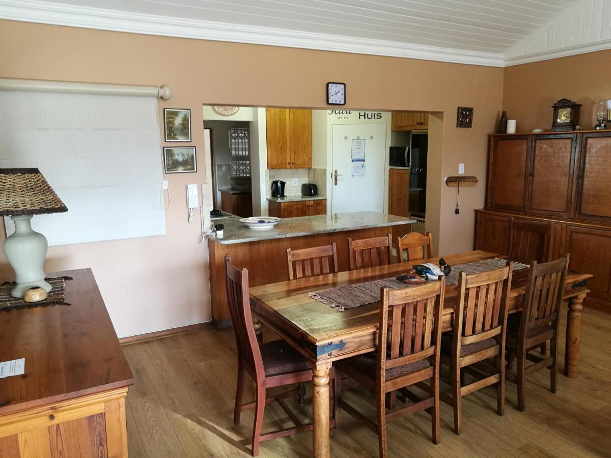 Barnard Self Catering Apartments St Francis Bay Exteriör bild