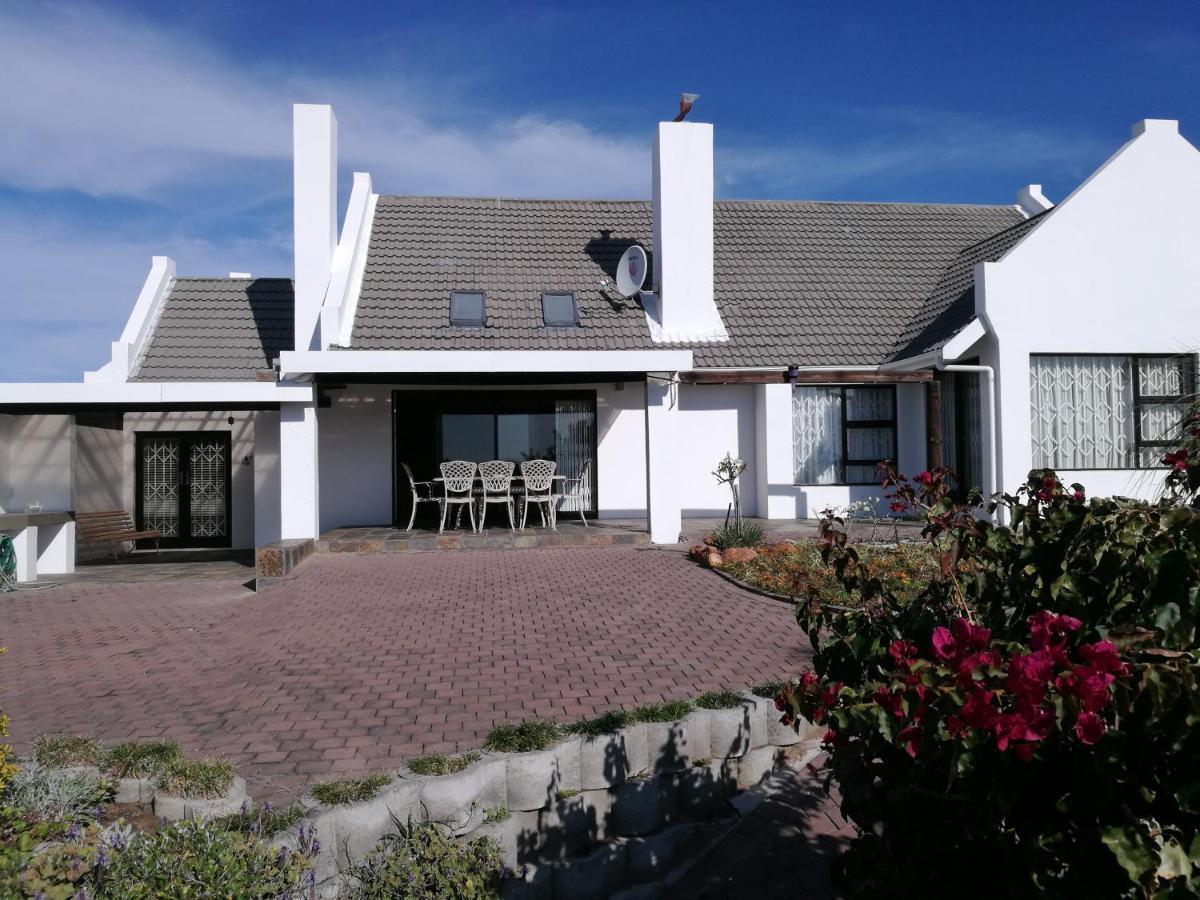 Barnard Self Catering Apartments St Francis Bay Exteriör bild