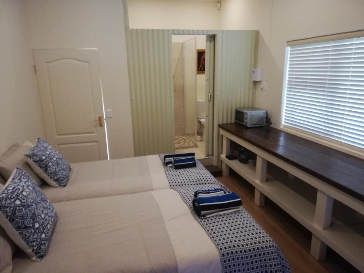 Barnard Self Catering Apartments St Francis Bay Exteriör bild
