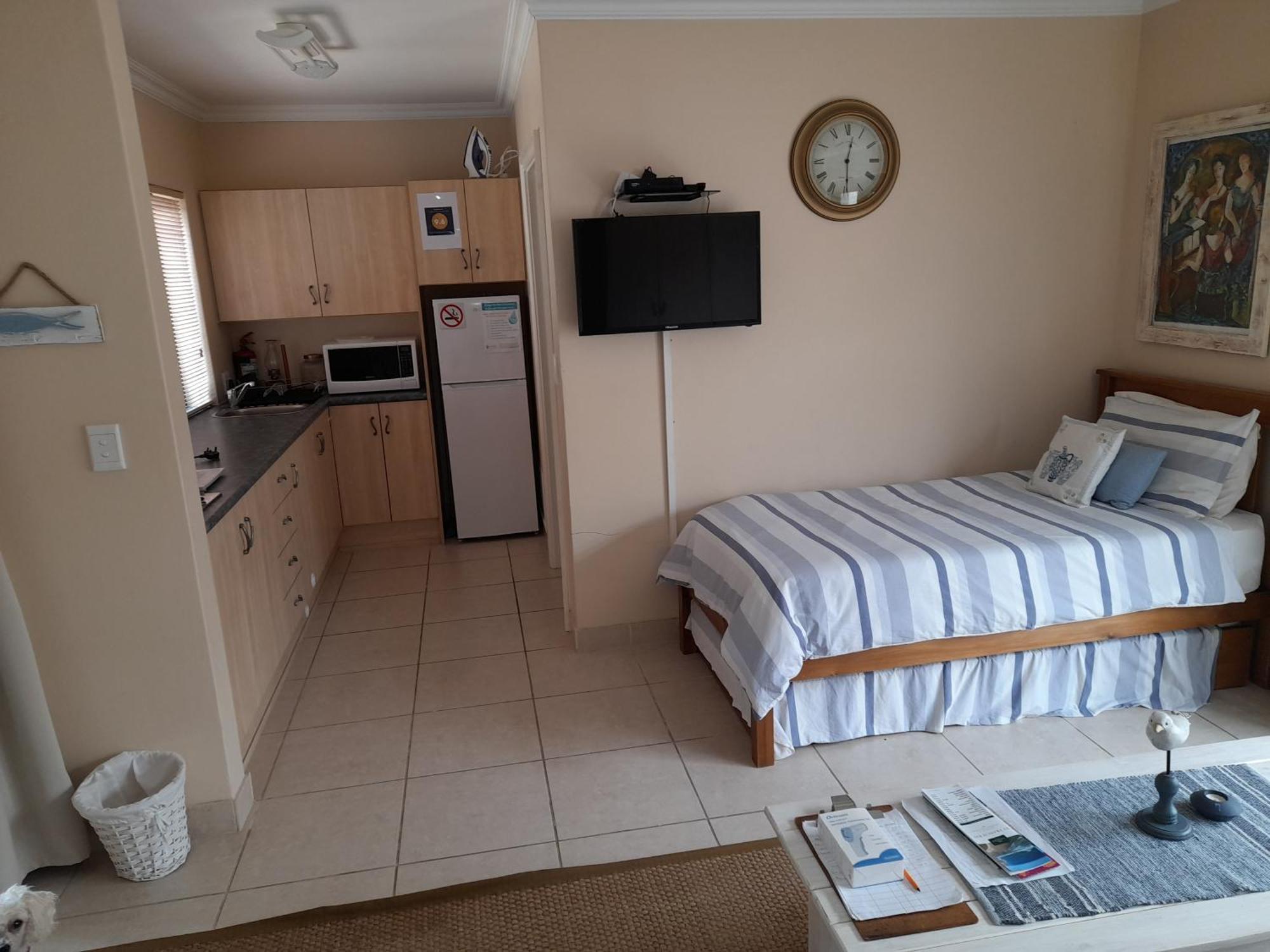 Barnard Self Catering Apartments St Francis Bay Exteriör bild