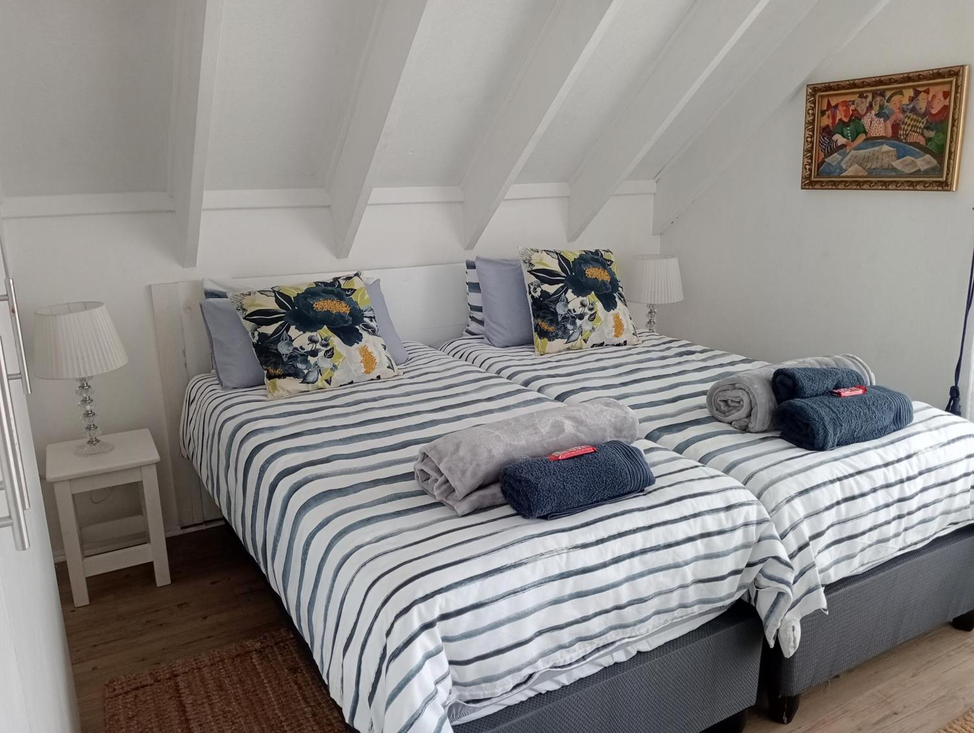 Barnard Self Catering Apartments St Francis Bay Exteriör bild