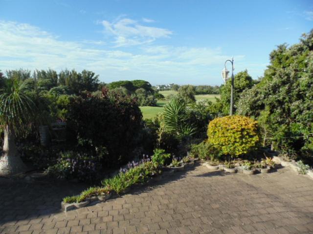 Barnard Self Catering Apartments St Francis Bay Exteriör bild