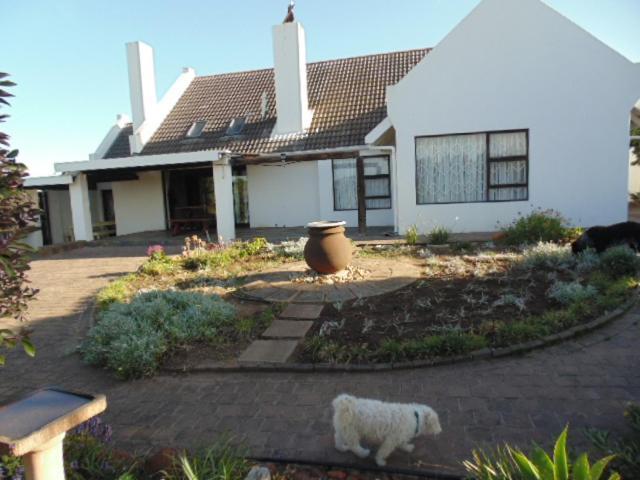 Barnard Self Catering Apartments St Francis Bay Exteriör bild